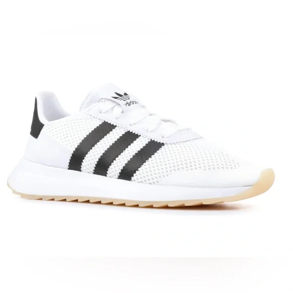 Adidas Flashback Women’s Size 6.5 NWT - Picture 1 of 7
